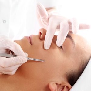 Dermaplaning facial treatment