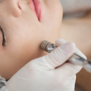 dermaplaning and micro-dermabrasion beauty training package